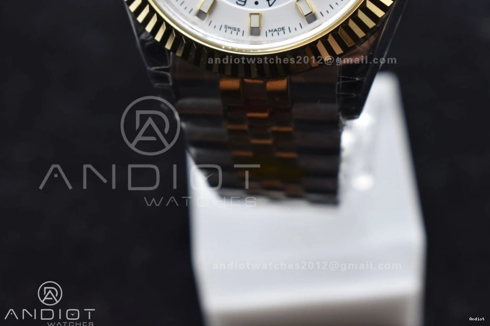 1113 YG Bracelet On Edition Skydweller SS Dial Noob YG SS Best White A23J ComfortFit 0813